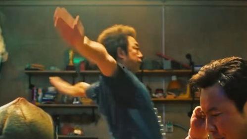 疯狂的石头国产搞笑视频,国产搞笑喜剧的笑料横生之旅  第1张